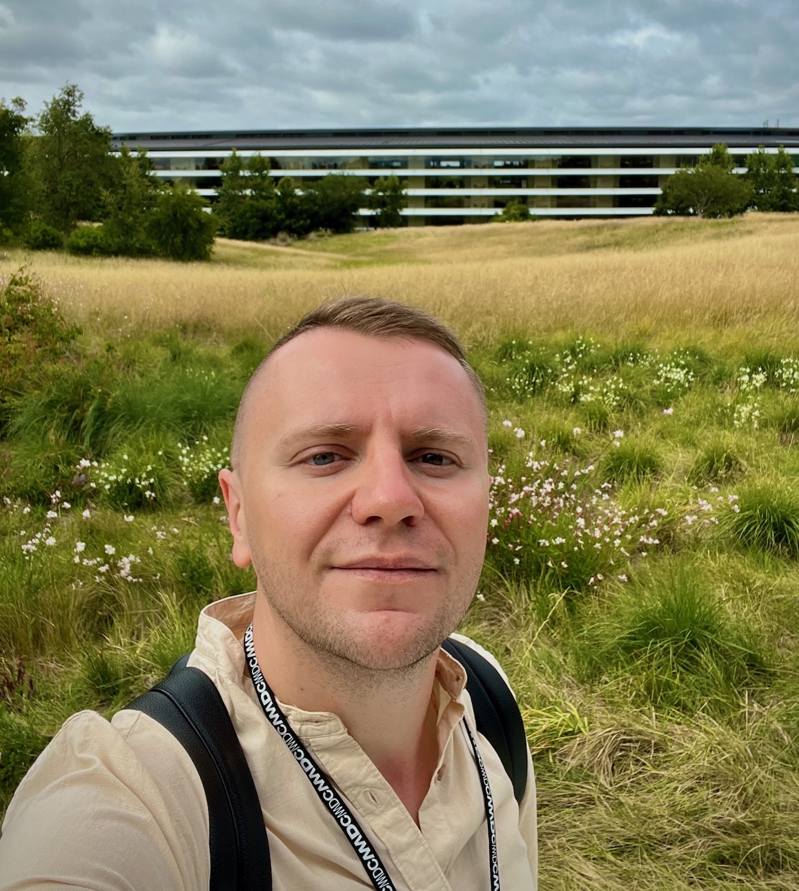 Curiosity at WWDC, Apple Park